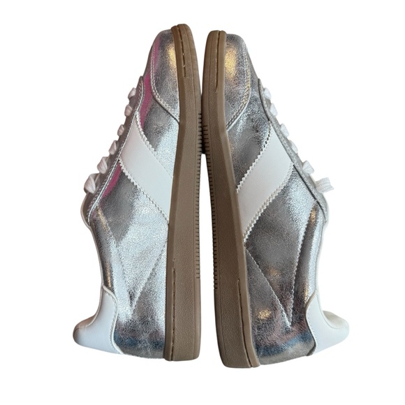 Target Women's 8.5 Spencer Silver Metallic Fashion Sneakers‎ Sporty Memory Foam - Picture 9 of 13